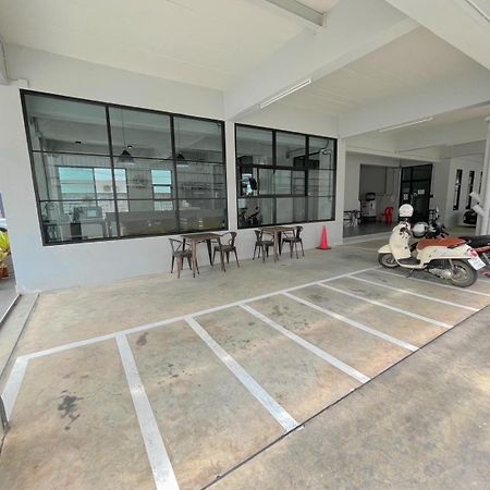 Sc Residences سوراثاني المظهر الخارجي الصورة