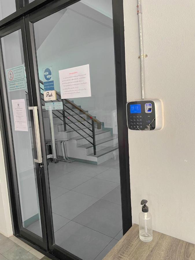 Sc Residences سوراثاني المظهر الخارجي الصورة